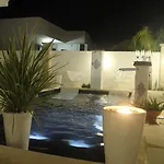 Alchimia Tra Suoni E Colori לינה וארוחת בוקר מרינה די מנקוורסה